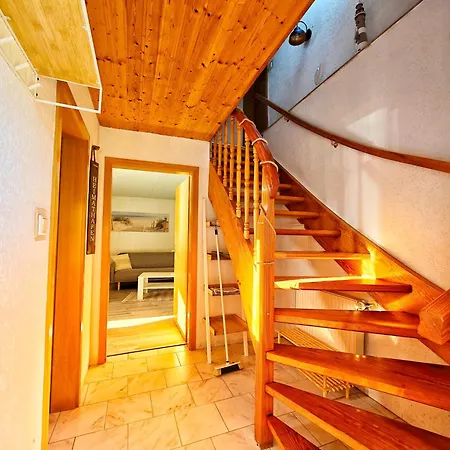 Lindenhof Apartman Falkenburg