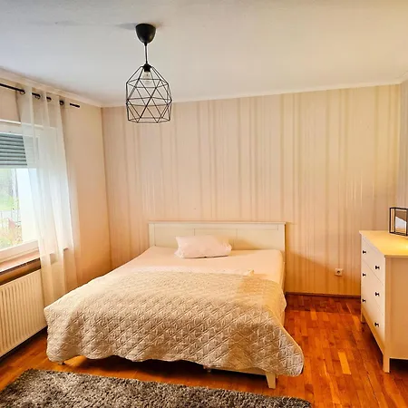 Lindenhof Apartman