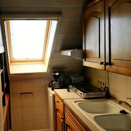 Lindenhof Apartman *