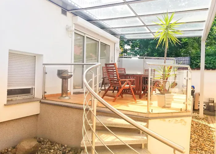 Lindenhof Falkenburg